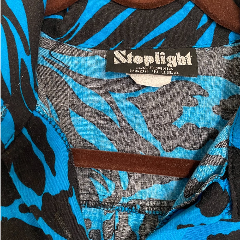 Vintage 80’s Patterned Button Down Tee - image 2